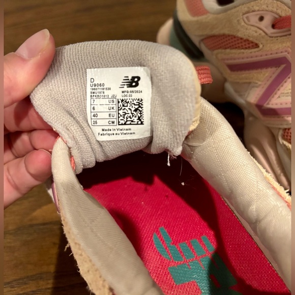 New Balance 9060 • Joe Freshgoods • Inside Voices • Penny Cookie Pink • 8.5 / 7 - Picture 13 of 16